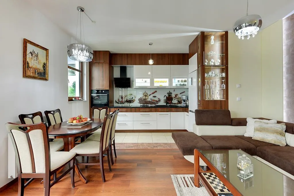 公寓式酒店 Ina Rent - Tre Mare Apartamenty 格但斯克