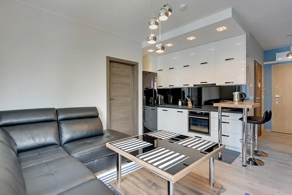 Ina Rent - Tre Mare Apartamenty 格但斯克 3*,