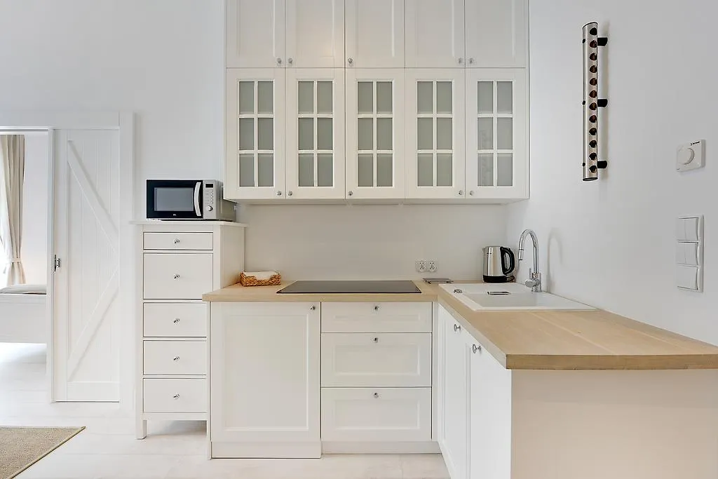 公寓式酒店 Ina Rent - Tre Mare Apartamenty 格但斯克
